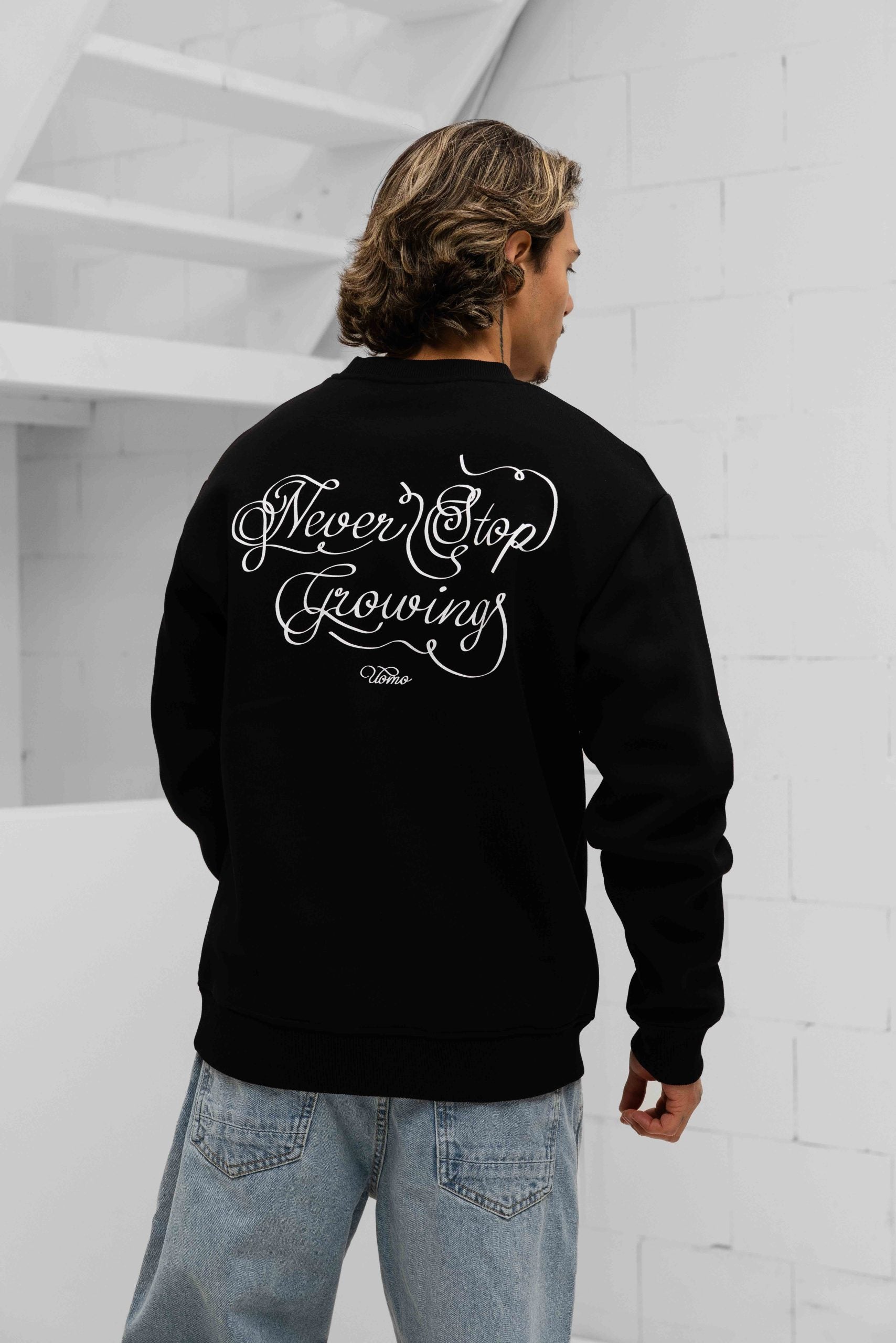 Never Stop Growing Sweater Heren Zwart