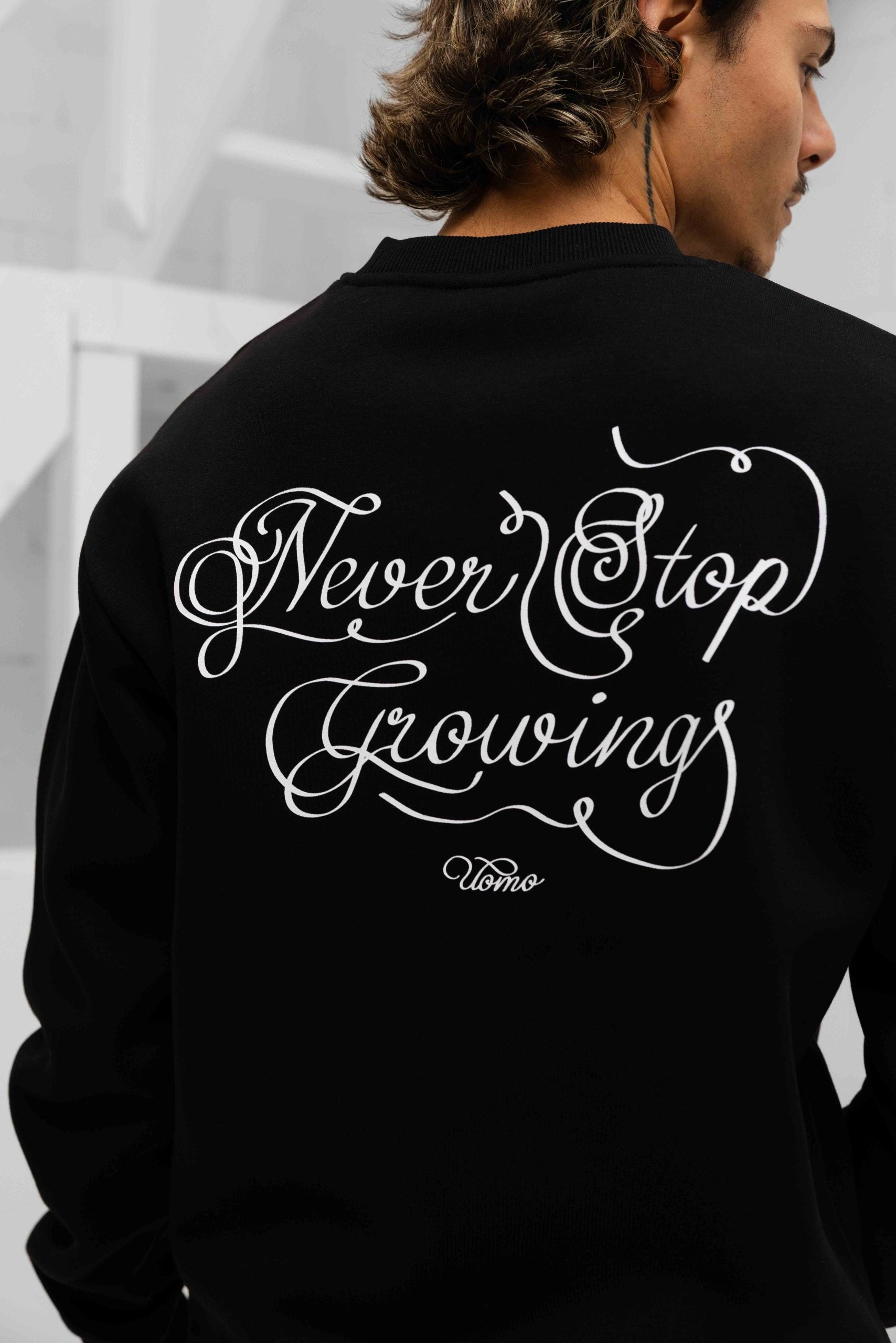 Never Stop Growing Sweater Heren Zwart