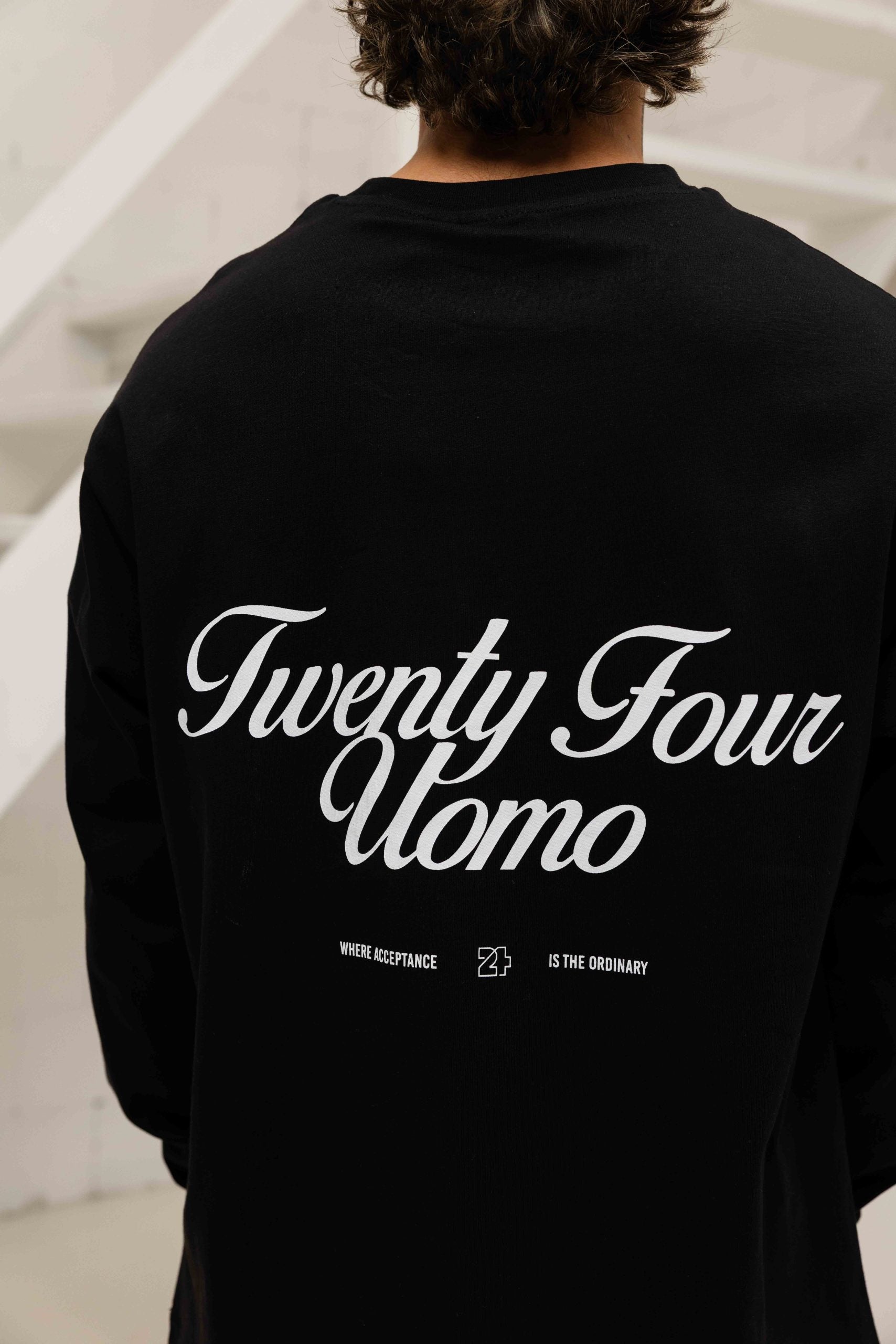 Classic Script Longsleeve Shirt Heren Zwart PRE-ORDER 21 JULI