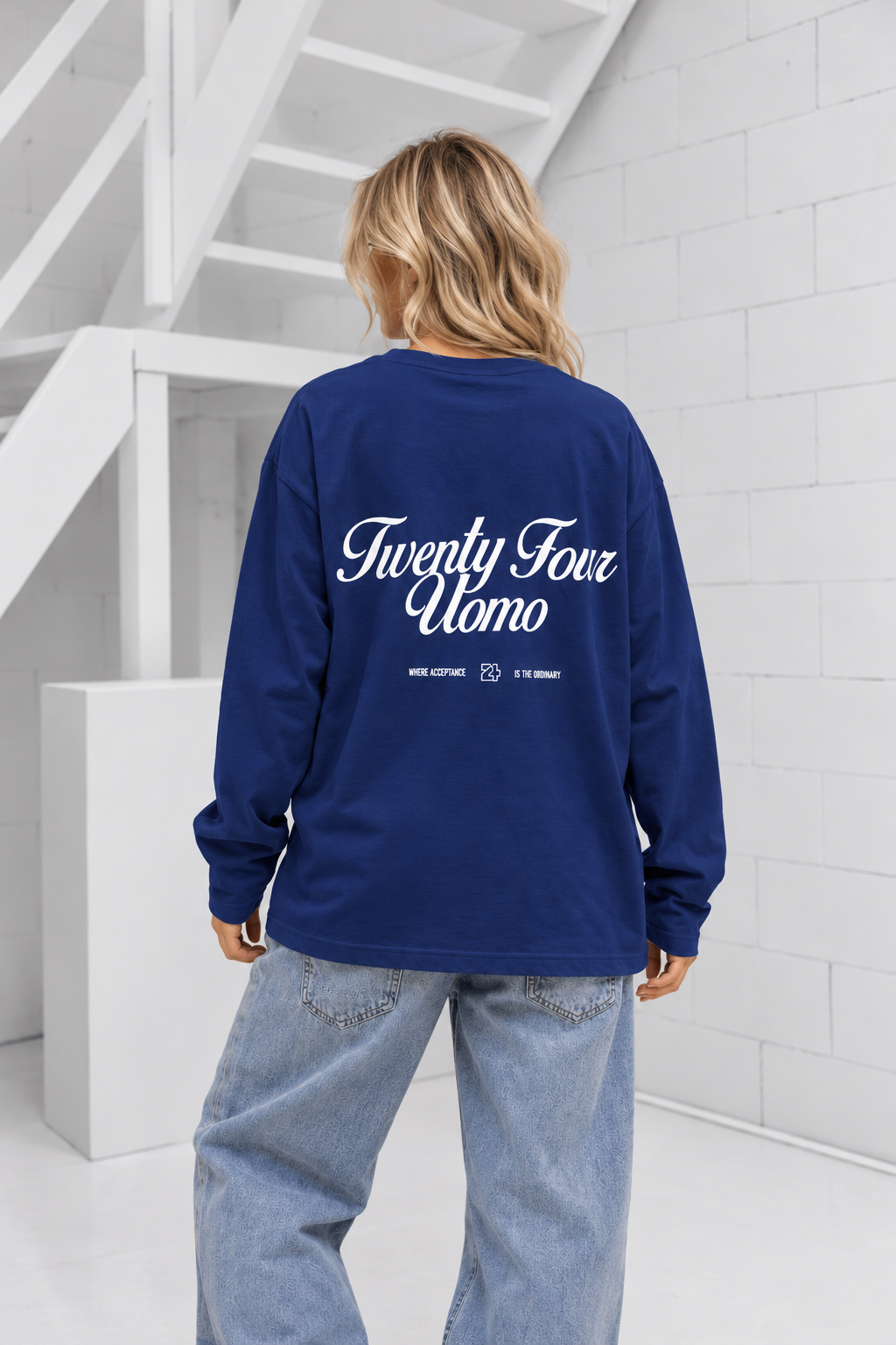 Classic Script Longsleeve Shirt Dames Navy PRE-ORDER 22 OKTOBER