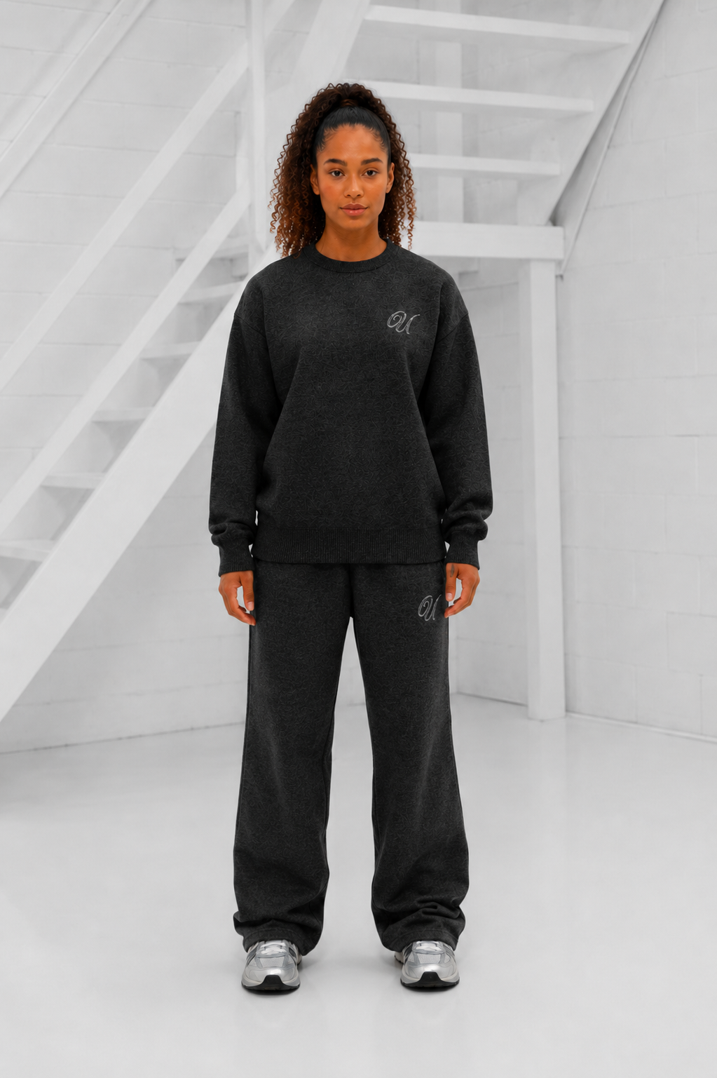 Knitted Trainingspak Dames Donkergrijs PRE-ORDER 8 SEPTEMBER