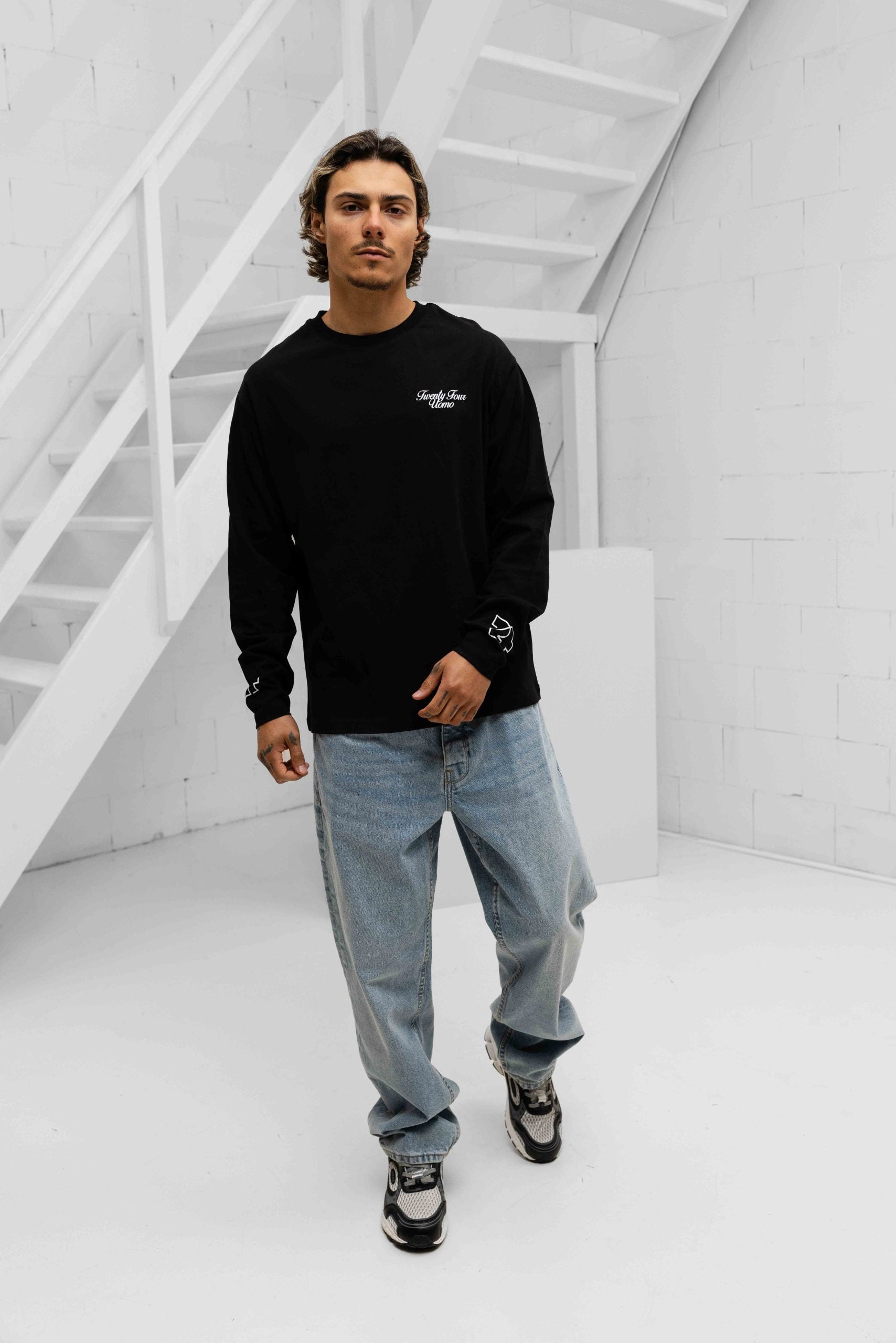 Classic Script Longsleeve Shirt Heren Zwart PRE-ORDER 21 JULI