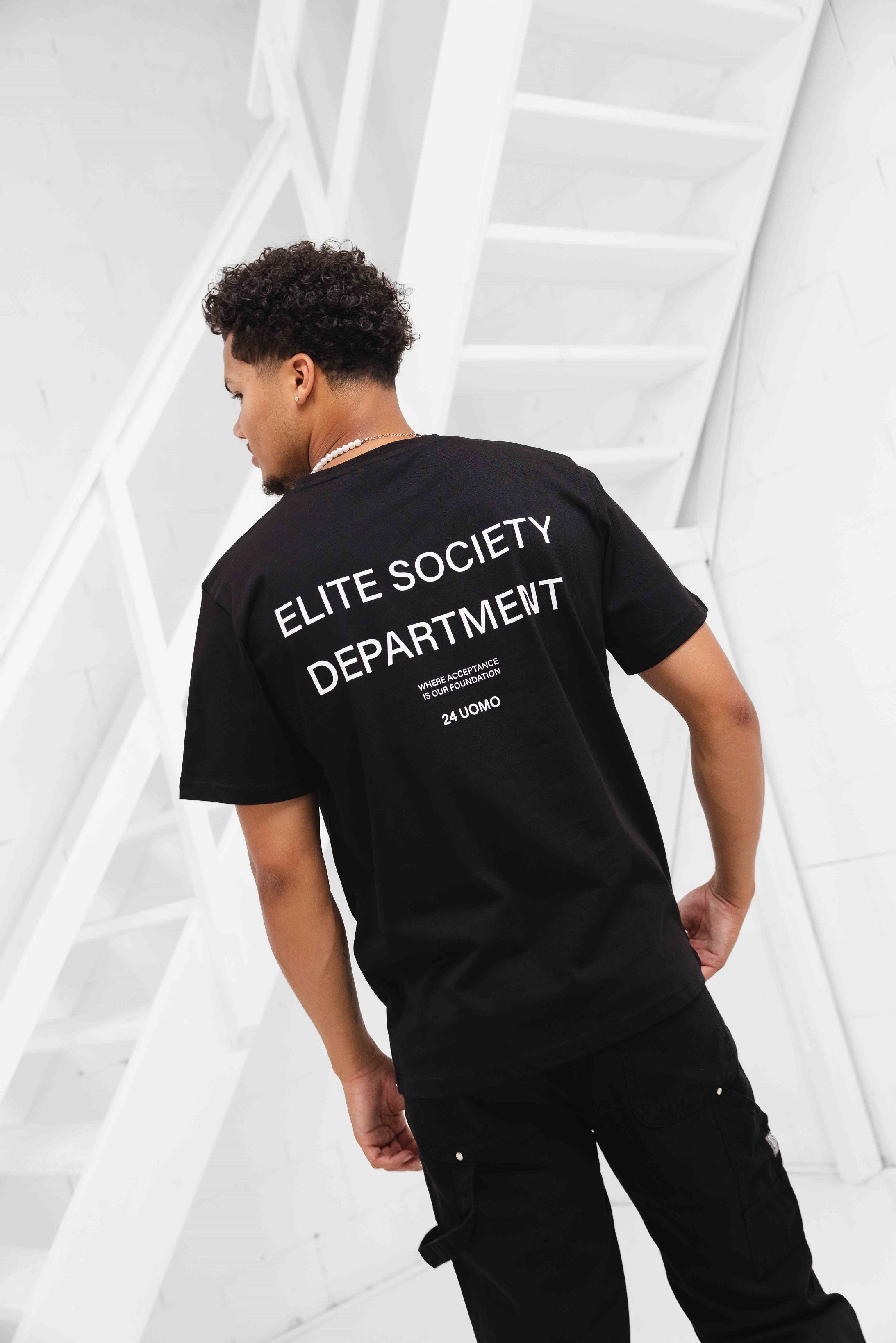 Elite Society T-shirt Zwart