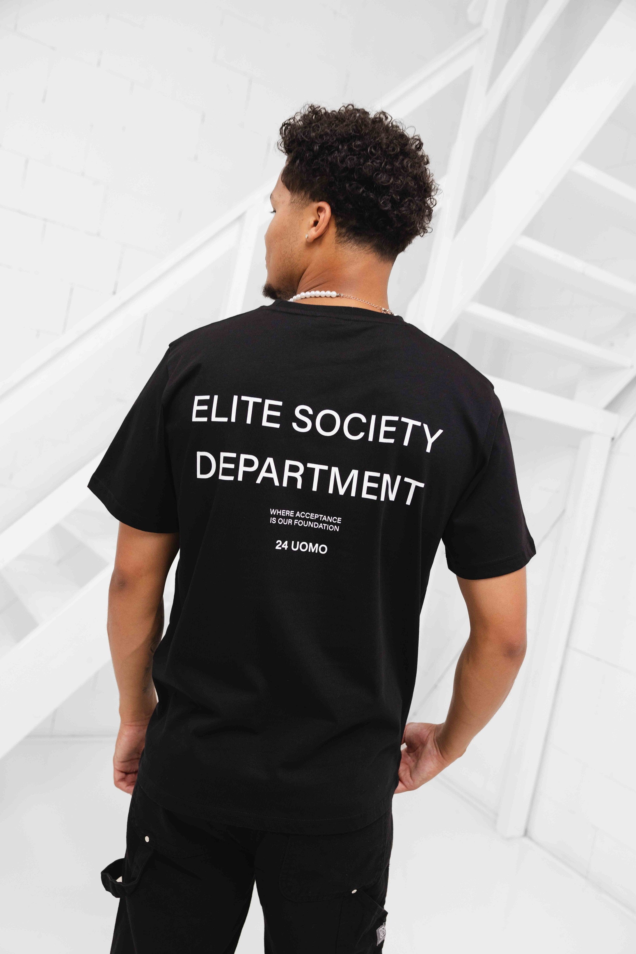 Elite Society T-shirt Zwart