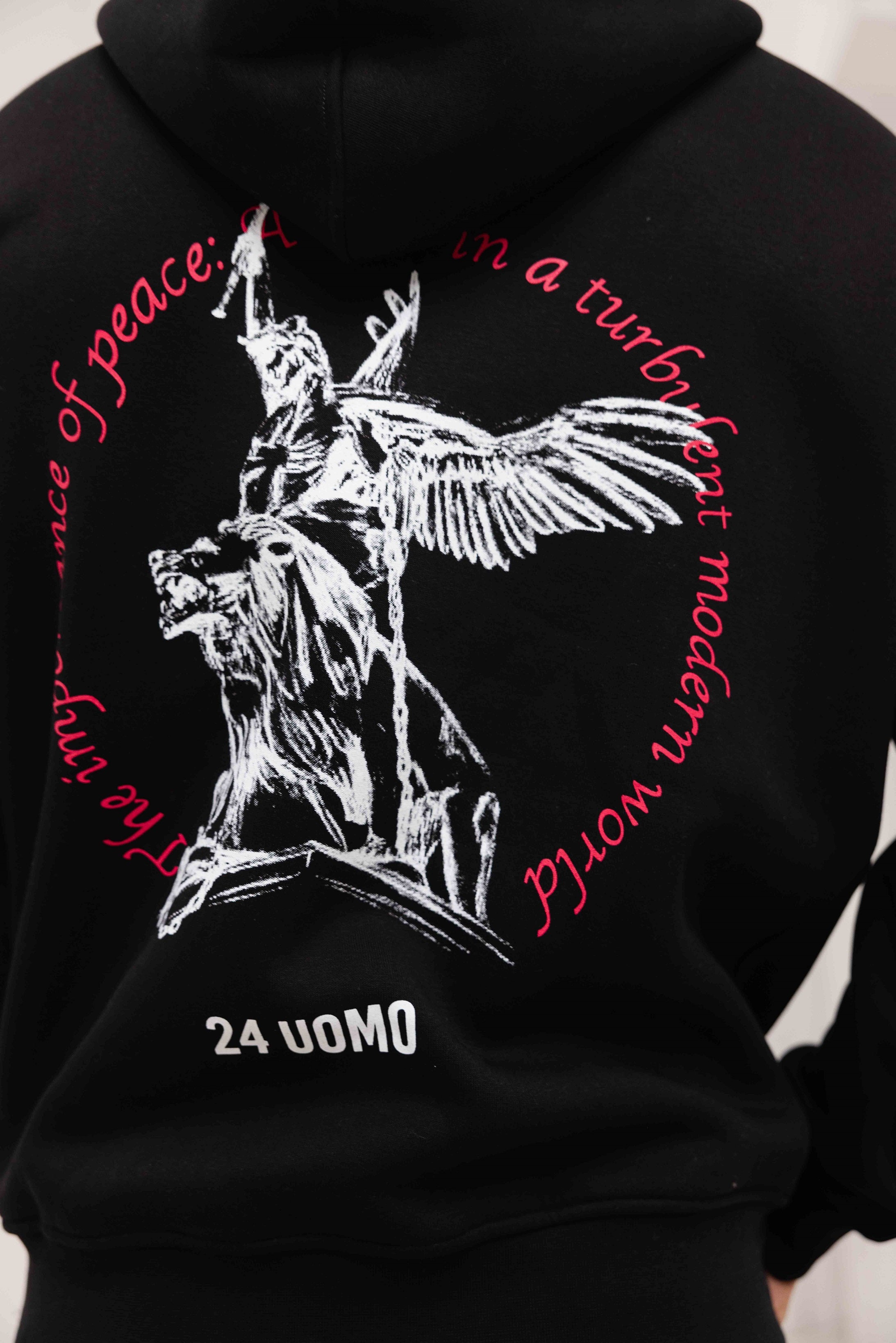 Statue Hoodie Zwart